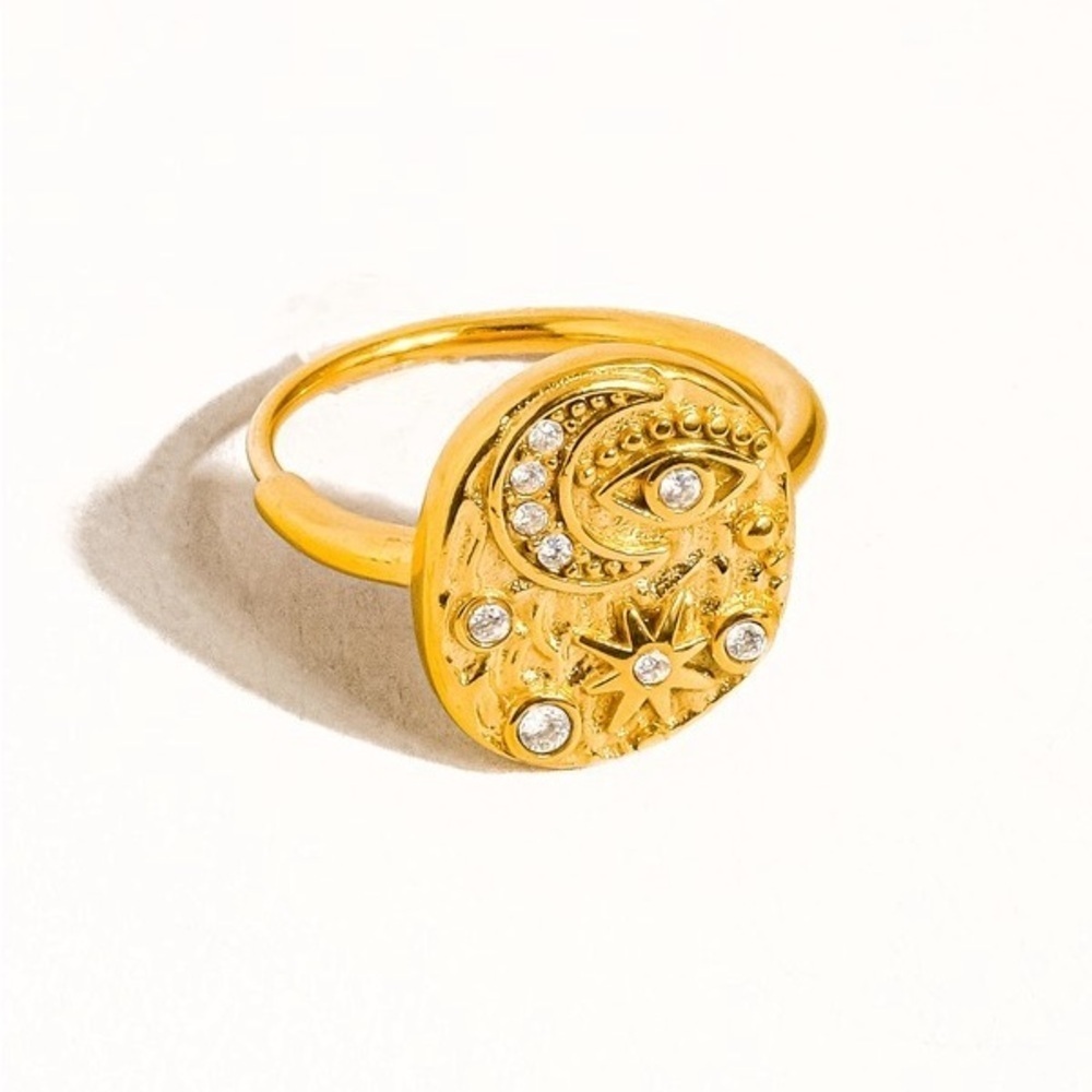 The “Lunar Luck Ring” | 18k Gold Plated